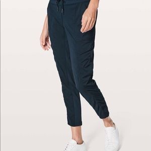 Lululemon street to studio pant
